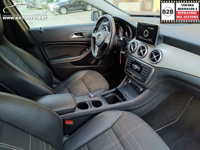 MERCEDES-BENZ GLA 220 usata, con Schermo multifunzione interamente digitale