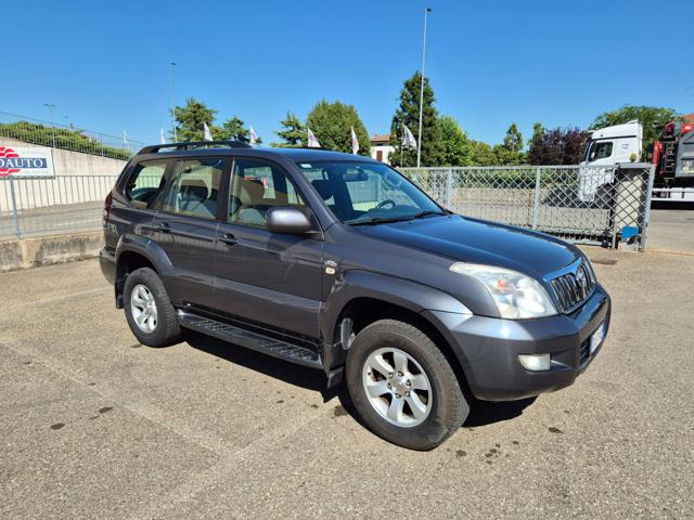 TOYOTA Land Cruiser usata, con Alzacristalli elettrici