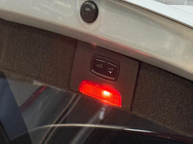 PORSCHE Cayenne usata, con USB