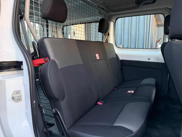 RENAULT Kangoo usata 18