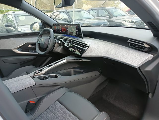 PEUGEOT 3008 usata, con Sedile posteriore sdoppiato
