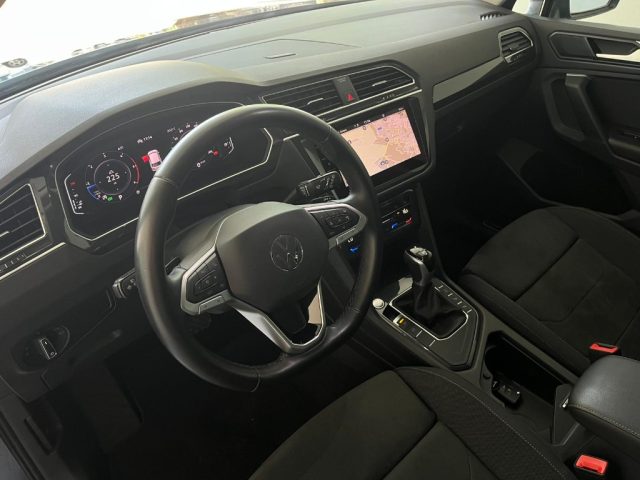 VOLKSWAGEN Tiguan usata, con Frenata d