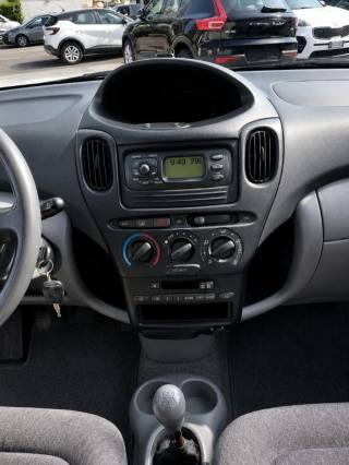 TOYOTA Yaris usata, con Immobilizzatore elettronico
