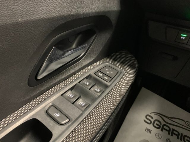 DACIA Jogger usata, con USB