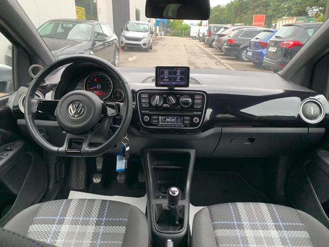 VOLKSWAGEN up! usata, con Controllo trazione
