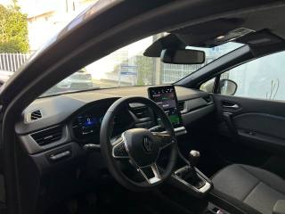 RENAULT Captur usata, con Sistema di navigazione