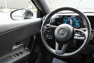 MERCEDES-BENZ A 180 usata, con Touch screen