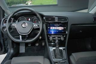 VOLKSWAGEN Golf usata, con Autoradio