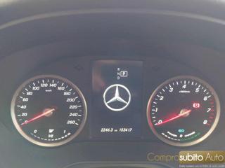 MERCEDES-BENZ C 200 usata, con Telecamera per parcheggio assistito