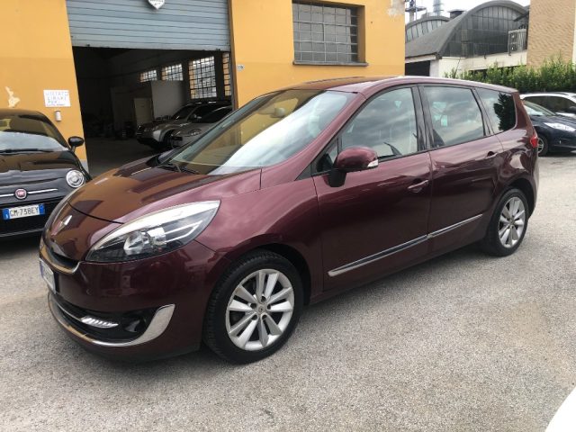 RENAULT Scenic usata, con Autoradio
