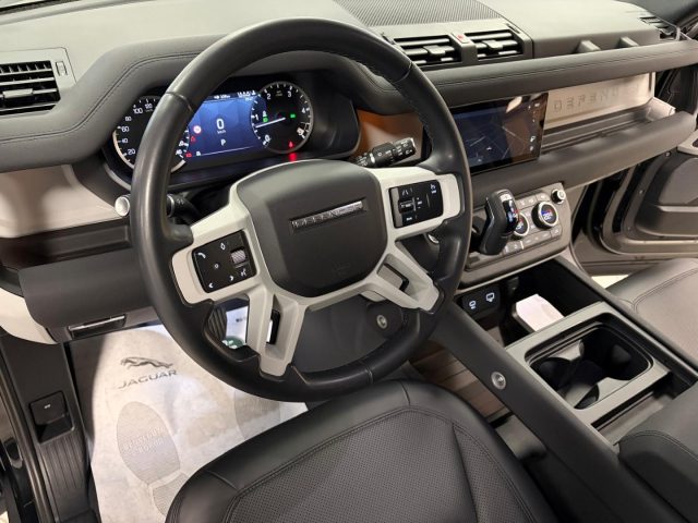 LAND ROVER Defender usata, con Interni in pelle