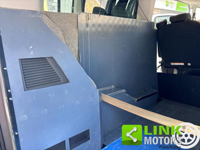 FORD Tourneo Custom usata, con Bracciolo