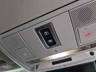 LAND ROVER Discovery Sport usata, con Luci diurne LED