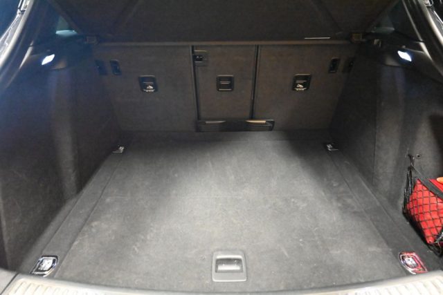 PORSCHE Macan usata 35