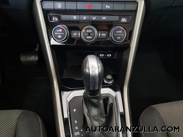 VOLKSWAGEN T-Roc usata, con Touch screen