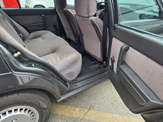 ALFA ROMEO 75 usata, con Fendinebbia