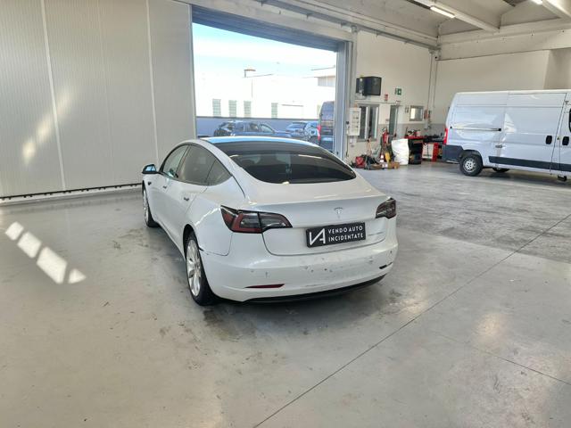 TESLA Model 3 usata, con Alzacristalli elettrici