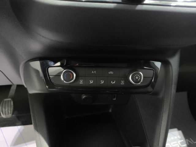 OPEL Corsa usata, con Autoradio digitale