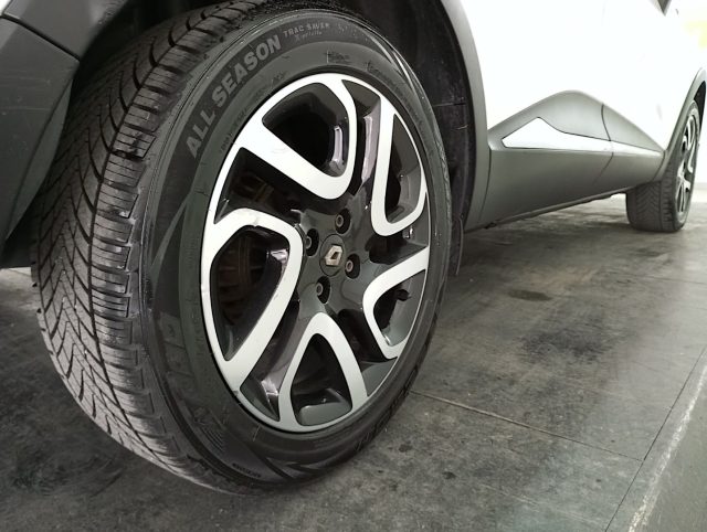 RENAULT Captur usata 16