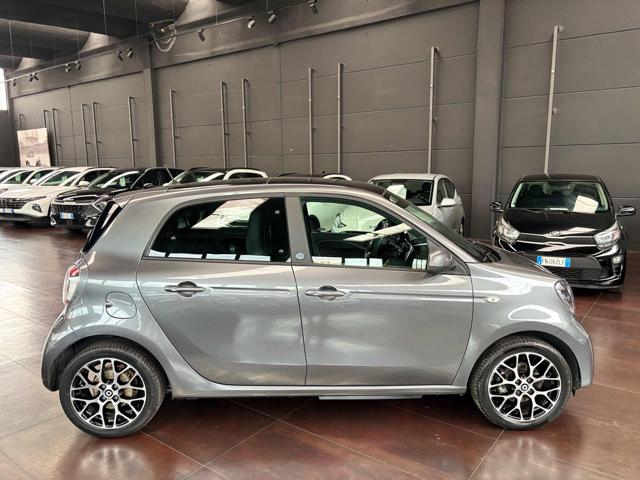 SMART ForFour usata, con Autoradio