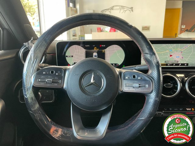 MERCEDES-BENZ A 180 usata, con Sedili riscaldati