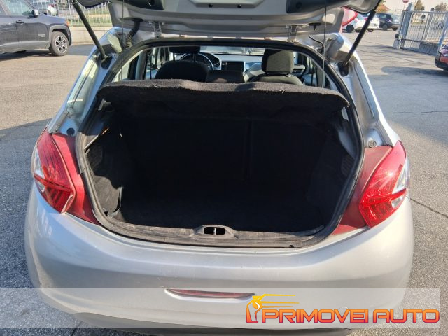 PEUGEOT 208 usata, con Controllo trazione