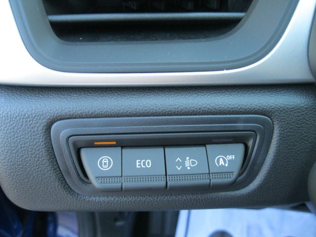 RENAULT Captur usata, con USB