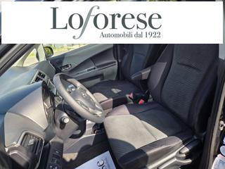 TOYOTA Verso-S usata, con Autoradio