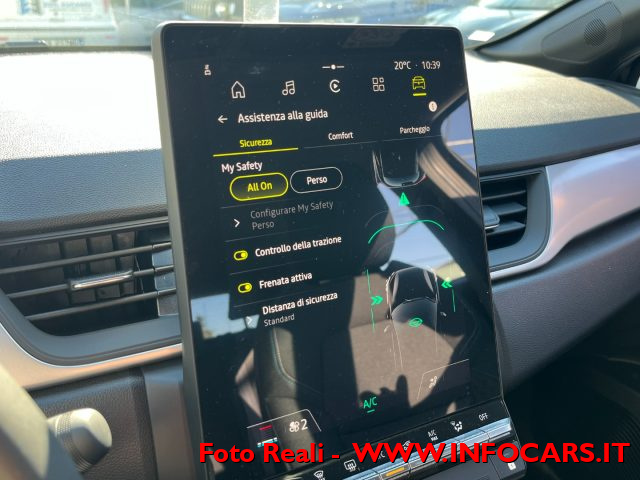 RENAULT Captur usata, con Touch screen