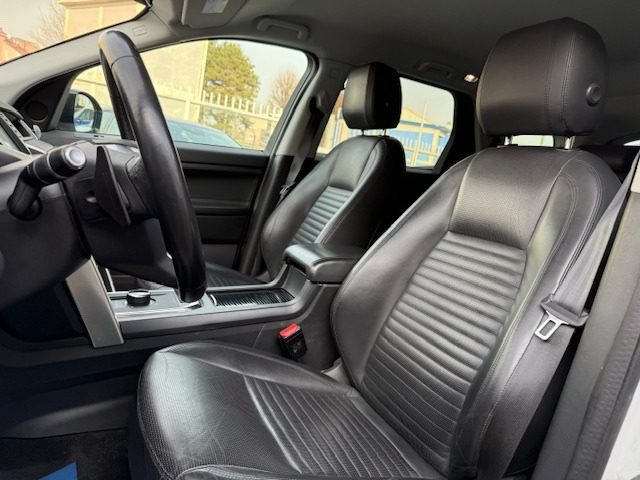 LAND ROVER Discovery Sport usata, con Chiusura centralizzata