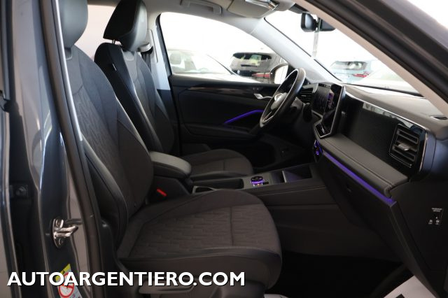 VOLKSWAGEN Tiguan usata, con Climatizzatore automatico, 3 zone