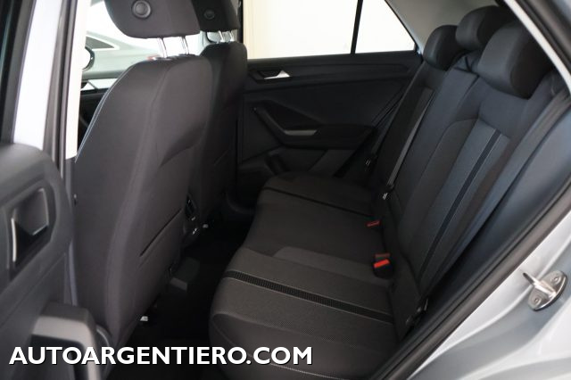 VOLKSWAGEN T-Roc usata, con Autoradio digitale