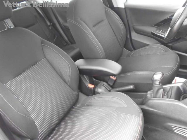 PEUGEOT 208 usata, con Sensore di pioggia