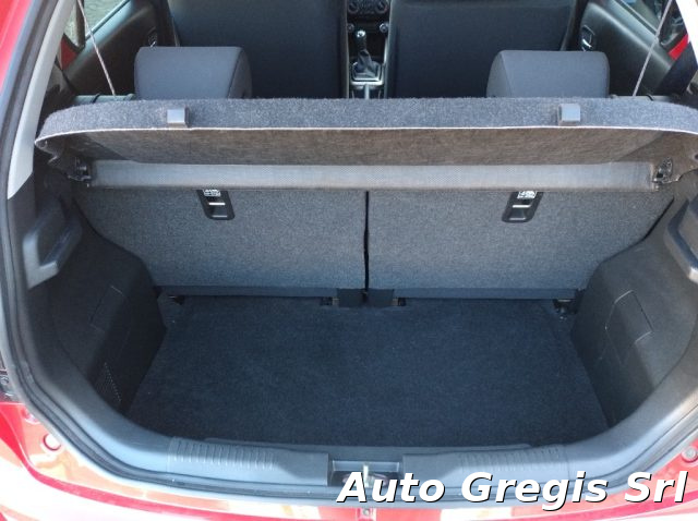 SUZUKI Ignis usata, con Sistema di navigazione