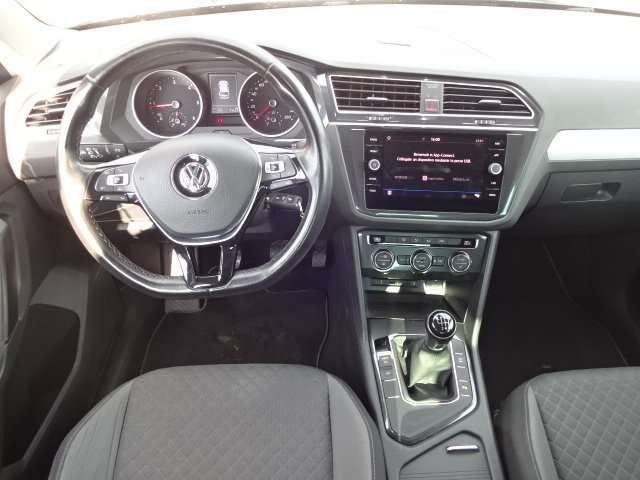 VOLKSWAGEN Tiguan usata, con Autoradio