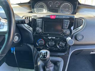 LANCIA Ypsilon usata, con Specchietti laterali elettrici