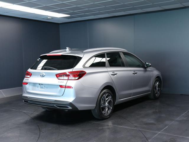 HYUNDAI i30 usata, con Airbag laterali
