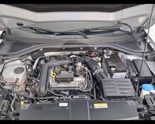 VOLKSWAGEN T-Roc usata, con Luce d