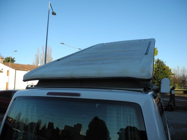VOLKSWAGEN T5 usata 105