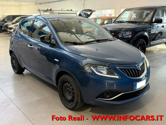 LANCIA Ypsilon usata, con ABS