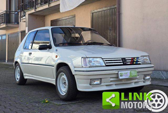 PEUGEOT 205 usata, con Autoradio