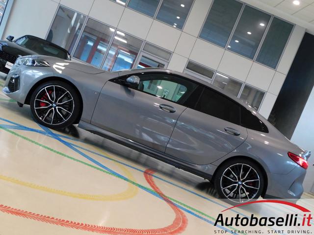 BMW 220 usata, con MP3