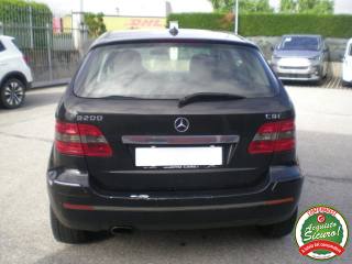 MERCEDES-BENZ B 200 usata, con Cerchi in lega