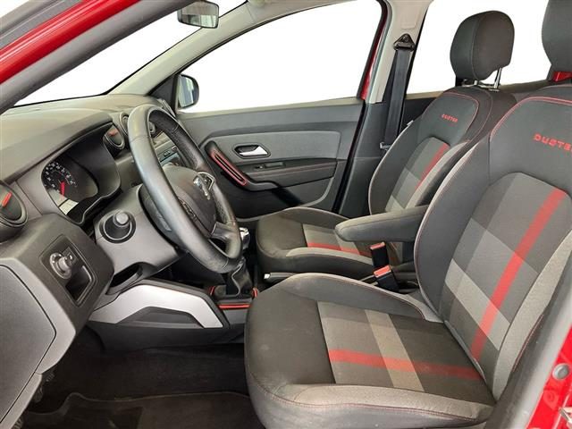 DACIA Duster usata 9