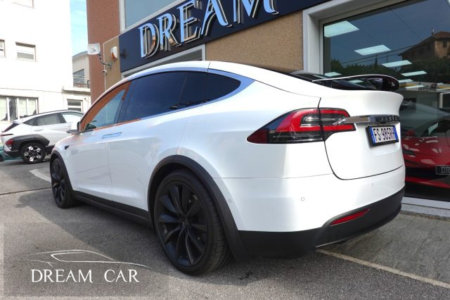 TESLA Model X usata, con Alzacristalli elettrici