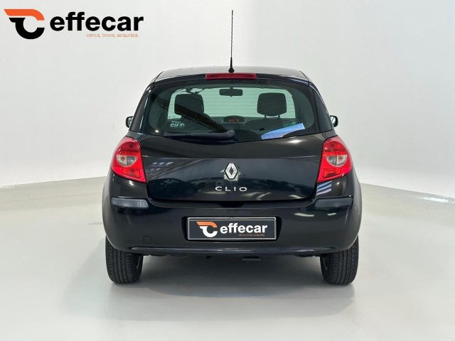 RENAULT Clio usata, con Alzacristalli elettrici