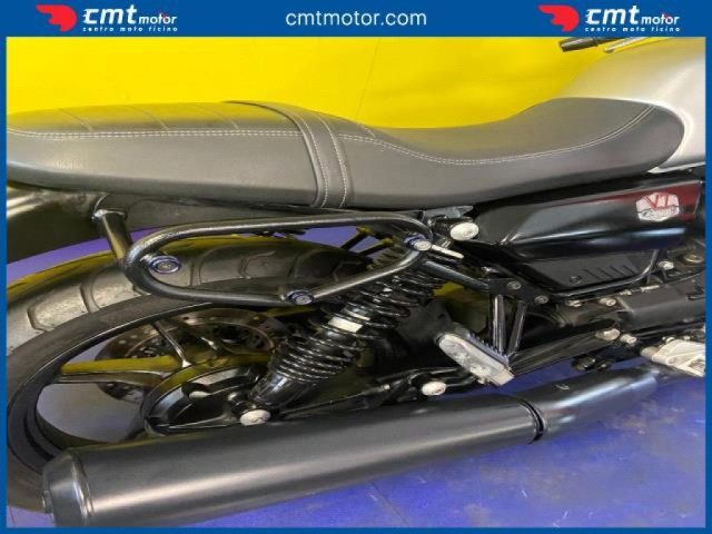 MOTO GUZZI V7 usata 11