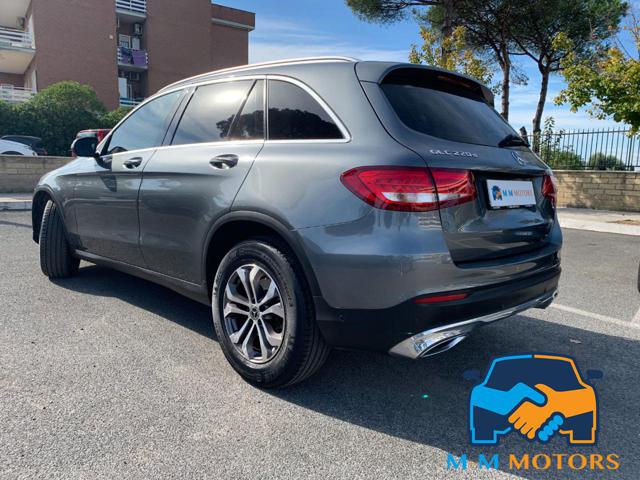 MERCEDES-BENZ GLC 220 usata, con Chiusura centralizzata