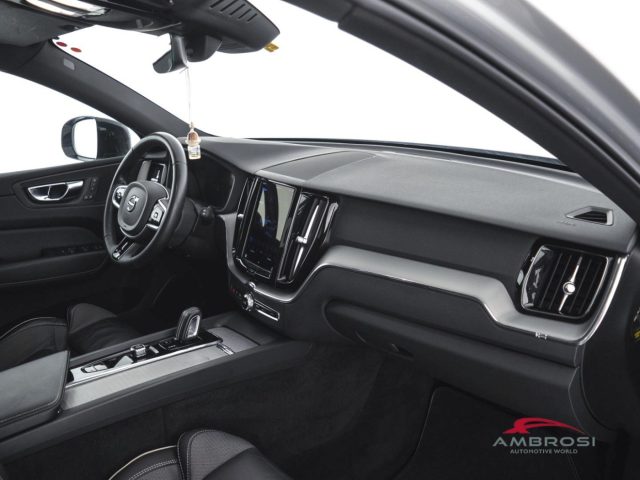 VOLVO XC60 usata 11