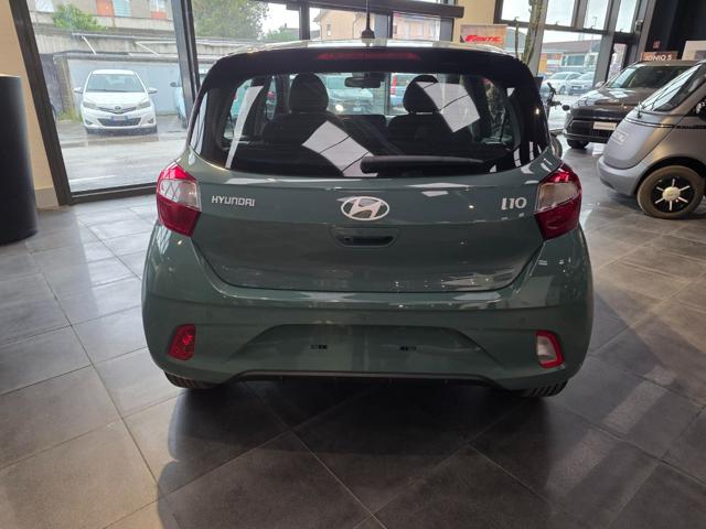 HYUNDAI i10 usata, con Airbag